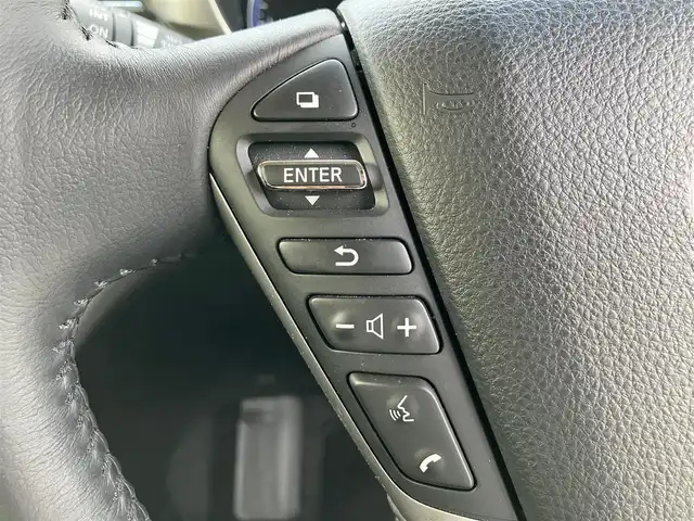 日産 エルグランド 250ハイウェイスターS 静岡県 2019(平31)年 6.3万km ブリリアントホワイトパール メーカーオプションナビ/Rエンターテイメントモニター/アラウンドビュー/ツインサンルーフ/ハーフレザー/両側パワースライドドア/ハーフレザーシート/ビルトインETC/ドライブレコーダー/レーンキープアシスト/Bluetooth
