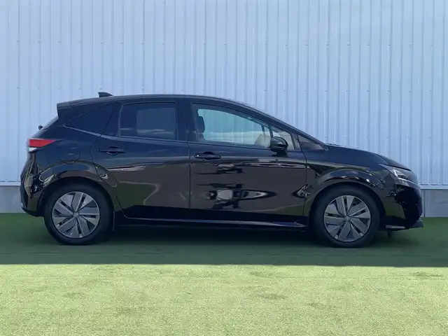 日産 ノート X 香川県 2023(令5)年 3.6万km スーパーブラック 登録時走行距離 35672km/メーカーナビ/→AM/FM/フルセグTV/Bluetooth/アラウンドビューモニター/ビルトインETC2，0/プロパイロット/デジタルインナーミラー/HDMI入力/置くだけ充電/ブラインドスポットモニター/オートライト/オートハイビーム/プッシュスタート/スマートキー/スペアキー