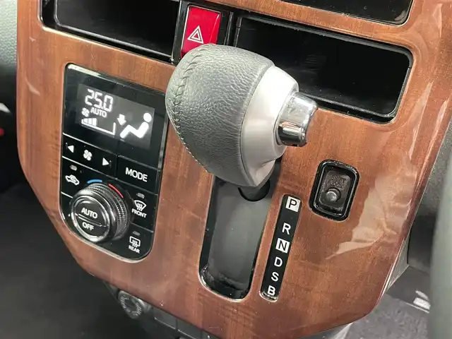 トヨタ ルーミー カスタムG S 宮城県 2018(平30)年 9.6万km ブラックマイカメタリック 登録時走行距離９５３２５ｋｍ/純正SDナビ/両側パワースライドドア/クルーズコントロール/フルエアロ/アイドリングストップ/衝突被害軽減システム/Bluetooth/フルセグ/AM/FM/ウインカーミラー