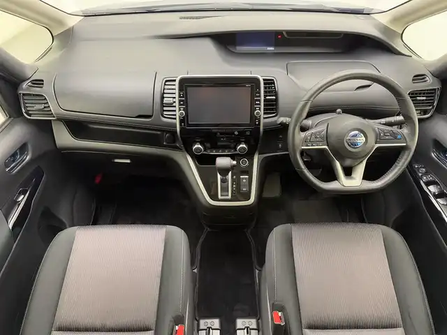 日産 セレナ ハイウェイスター Vセレクション 兵庫県 2018(平30)年 4.3万km アズライトブルー 純正SDナビ/（CD/DVD/SD/Bluetooth/フルセグTV）/バックカメラ/アラウンドビューモニター/プロパイロット/パーキングアシスト/アダクティブクルーズコントロール/エマージェンシーブレーキ/LKA/コーナーセンサー（前後）/インテリジェントルームミラー/フリップダウンモニター/横滑り防止装置/盗難防止装置/カーテンエアバッグ/両側パワースライドドア/LEDヘッドライト/フォグランプ/オートライト/ビルトインETC/ドライブレコーダー（前後）/社外16インチアルミホイール/社外フロアマット/ドアバイザー/スマートキー/アイドリングストップ/3列シート/ウォークスルー