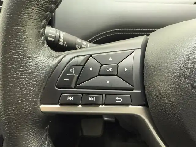 日産 セレナ ハイウェイスター Vセレクション 兵庫県 2018(平30)年 4.3万km アズライトブルー 純正SDナビ/（CD/DVD/SD/Bluetooth/フルセグTV）/バックカメラ/アラウンドビューモニター/プロパイロット/パーキングアシスト/アダクティブクルーズコントロール/エマージェンシーブレーキ/LKA/コーナーセンサー（前後）/インテリジェントルームミラー/フリップダウンモニター/横滑り防止装置/盗難防止装置/カーテンエアバッグ/両側パワースライドドア/LEDヘッドライト/フォグランプ/オートライト/ビルトインETC/ドライブレコーダー（前後）/社外16インチアルミホイール/社外フロアマット/ドアバイザー/スマートキー/アイドリングストップ/3列シート/ウォークスルー