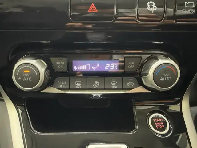 日産 セレナ ハイウェイスター Vセレクション 兵庫県 2018(平30)年 4.3万km アズライトブルー 純正SDナビ/（CD/DVD/SD/Bluetooth/フルセグTV）/バックカメラ/アラウンドビューモニター/プロパイロット/パーキングアシスト/アダクティブクルーズコントロール/エマージェンシーブレーキ/LKA/コーナーセンサー（前後）/インテリジェントルームミラー/フリップダウンモニター/横滑り防止装置/盗難防止装置/カーテンエアバッグ/両側パワースライドドア/LEDヘッドライト/フォグランプ/オートライト/ビルトインETC/ドライブレコーダー（前後）/社外16インチアルミホイール/社外フロアマット/ドアバイザー/スマートキー/アイドリングストップ/3列シート/ウォークスルー