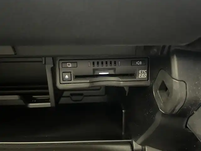 レクサス ＵＸ 250h Fスポーツ 茨城県 2019(平31)年 6.6万km テレーンカーキマイカM 純正ナビ/全方位カメラ/フルセグ/衝突被害軽減ブレーキ/車線逸脱抑制装置/レーダークルーズコントロール/オートマチックハイビーム/クリアランスソナー/BSM/ETC2.0/ドラレコ/シートヒーター/ベンチレーション/ステアリングヒーター/純正18インチAW/3眼LEDヘッドライト/スマートキー