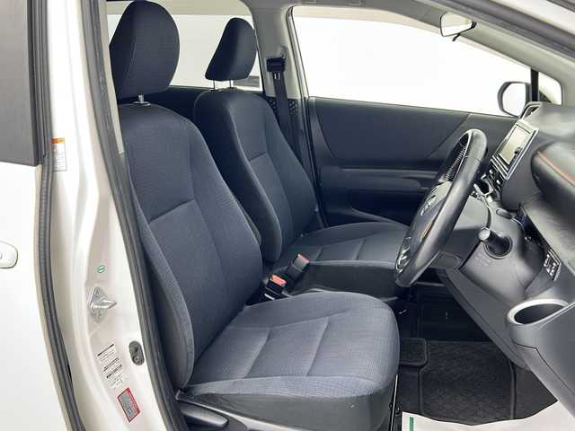 トヨタ シエンタ ハイブリッド G 宮城県 2017(平29)年 6.3万km ホワイトパールクリスタルシャイン Toyota Safety Sense /・プリクラッシュセーフティ	/・レーンディパーチャーアラート	/・オートマチックハイビーム	/バックカメラ/純正7型ナビ/・BT.USB.CD.SD/フルセグTV/両側パワースライドドア/ビルトインETC2.0/ドライブレコーダー/ステアリングスイッチ/革巻ステアリング/横滑り防止装置/LEDヘッドライト/アイドリングストップ/プッシュスタート/スマートキー×2/純正フロアマット