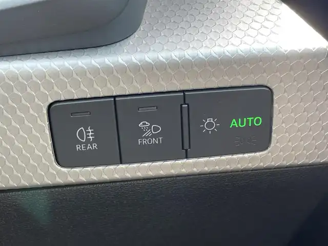 アウディ Ａ１ SB 35TFSI Sライン 東京都 2019(令1)年 3.6万km 白 バーチャルコックピット /Sラインパッケージ/コントラストルーフ/ミサノレッド /AW19インチOP /コンビニエンスパッケージ/・リヤビューカメラ/・アドンバストキー/アシスタンスパッケージ /・ACC/・ハイビームアシスト/・レーンアシスト/・アウディセンスベーシック/ブラックエンブレエム（フォーリングス） /ワイヤレスチャージング /TV 　/Apple car play