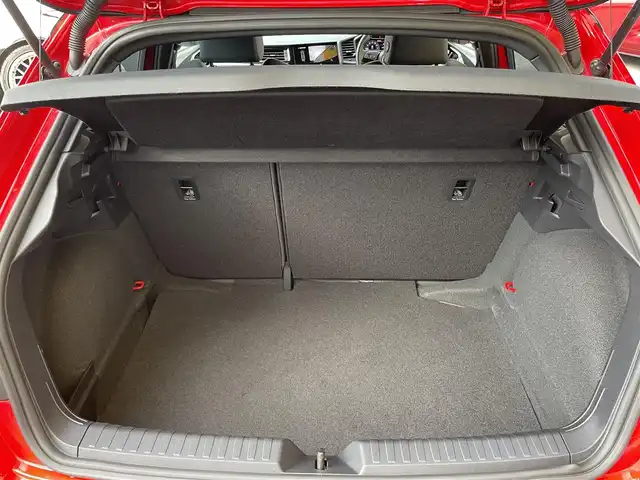 アウディ Ａ１ SB 35TFSI Sライン 和歌山県 2019(令1)年 3.6万km ミサノレッドパールエフェクト バーチャルコックピット /Sラインパッケージ/コントラストルーフ/ミサノレッド /AW19インチOP /コンビニエンスパッケージ/・リヤビューカメラ/・アドンバストキー/アシスタンスパッケージ /・ACC/・ハイビームアシスト/・レーンアシスト/・アウディセンスベーシック/ブラックエンブレエム（フォーリングス） /ワイヤレスチャージング /TV 　/Apple car play