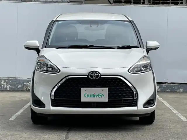 トヨタ シエンタ G 青森県 2022(令4)年 3.1万km ホワイトパールクリスタルシャイン 4WD/寒冷地仕様/ワンオーナー/トヨタセーフティセンス/・プリクラッシュ/・レーンキープアシスト/・ロードサインアシスト/・レーントレーシングアシスト/・オートハイビーム/社外フルセグナビTV/社外メモリナビ/CD/DVD/BT/USB/両側パワースライドドア/社外ドライブレコーダー/横滑り防止装置/スタッドレスタイヤ積み込み/プッシュスタート/ステアリングスイッチ/バニティミラー/保証書/取扱説明書
