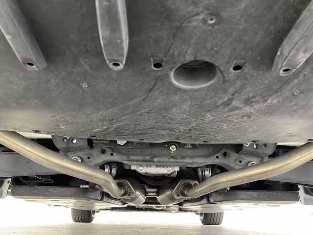 トヨタ クラウン ハイブリッド RS アドバンス 千葉県 2018(平30)年 6.7万km ホワイトパールクリスタルシャイン トヨタセーフティセンス/・プリクラッシュセーフティ/・レーンディパーチャーアラート/・ブラインドスポットモニター/・ロードサインアシスト/・クリアランスソナー/ナビ付ディスプレイオーディオ/CD BT AUX USB フルセグ/バックカメラ/レーダークルーズコントロール/LEDオートライト/ハーフレザーシート/メモリ付きパワーシート/シートヒーター/ステアリングヒーター/純正18インチアルミホイール/パーキングスイッチ/ブレーキホールド/パドルシフト/プッシュスタート/スマートキー/ビルトインETC2.0