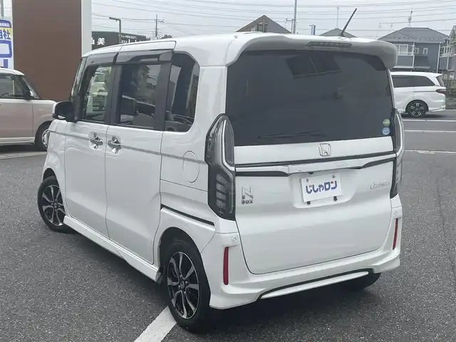 ホンダ Ｎ ＢＯＸ カスタム G EX ホンダセンシング 千葉県 2018(平30)年 10.3万km プラチナホワイトパール (株)IDOMが運営する【じしゃロン八千代店】の自社ローン対象車両になります。こちらは現金またはオートローンご利用時の価格です。自社ローンご希望の方は別途その旨お申付け下さい/純正ナビ（CD・DVD・BT接続可）/フルセグテレビ/バックカメラ/両側パワースライドドア/純正AW/ETC