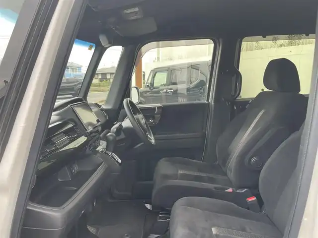 ホンダ Ｎ ＢＯＸ カスタム G EX ホンダセンシング 千葉県 2018(平30)年 10.3万km プラチナホワイトパール (株)IDOMが運営する【じしゃロン八千代店】の自社ローン対象車両になります。こちらは現金またはオートローンご利用時の価格です。自社ローンご希望の方は別途その旨お申付け下さい/純正ナビ（CD・DVD・BT接続可）/フルセグテレビ/バックカメラ/両側パワースライドドア/純正AW/ETC