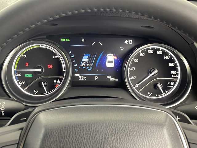 トヨタ カムリ WS 埼玉県 2023(令5)年 2.2万km アティチュードブラックマイカ 純正オーディオディスプレイ（ナビ機能なし）/バックカメラ/追従式クルーズコントロール/BSM/前後ドライブレコーダー/パワーシート/ビルトインETC/純正アルミホイール/パドルシフト/オートマティックハイビーム/衝突軽減システム/レーンキープアシスト/前後コーナーセンサー/純正フロアマット/ハーフレザーシート/ブレードホールド