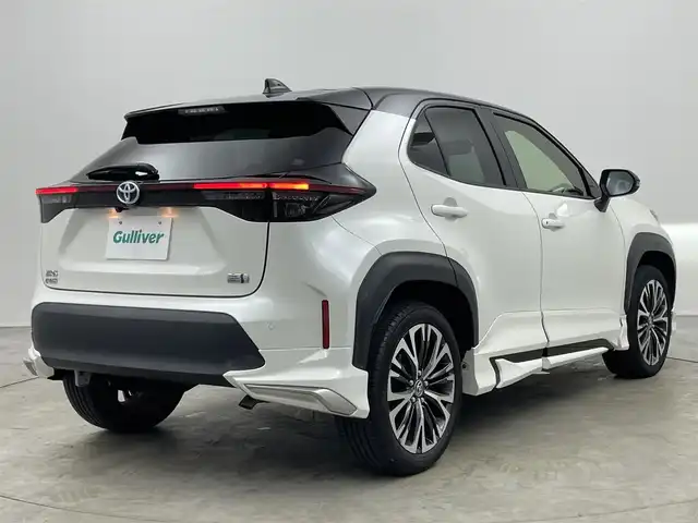 トヨタ ヤリスクロス ハイブリッド Z 埼玉県 2022(令4)年 4.5万km ブラックマイカ/ホワイトパールクリスタルシャイン 2トーン モデリスタエアロ　純正８インチディスプレイオーディオ　パノラミックビューモニター　セーフティセンス　レーダークルーズコントロール　ビルトインＥＴＣ　シートヒーター　オートハイビーム　ＬＥＤヘッドライト
