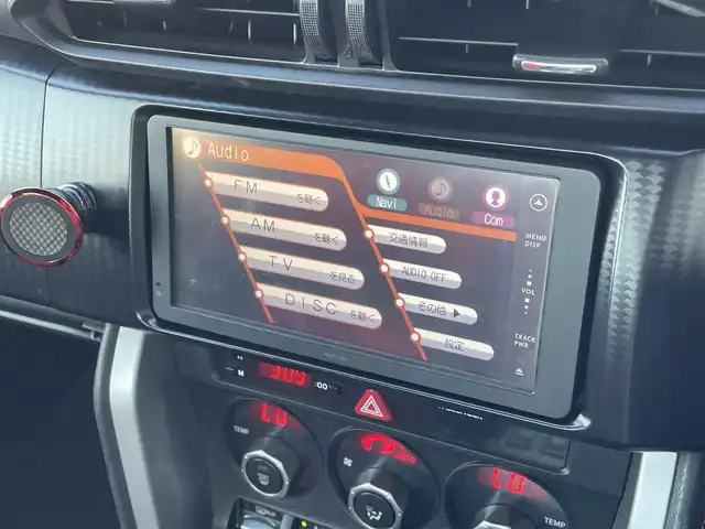 トヨタ ８６ GT リミテッド 群馬県 2012(平24)年 7.2万km サテンホワイトパール 6速MT/モデリスタエアロ/純正ナビ(NSCD-W61)/CD・DVD・SD/Bluetooth・ワンセグTV/バックカメラ/ETC/前席シートヒーター/横滑り防止装置/オートライト/純正アルミホイール/純正フロアマット/後期テールランプ/プッシュスタート/スマートキー