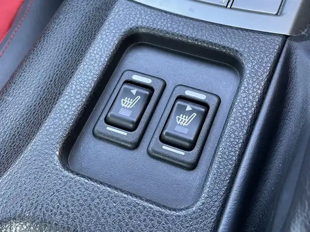 トヨタ ８６ GT リミテッド 群馬県 2012(平24)年 7.2万km サテンホワイトパール 6速MT/モデリスタエアロ/純正ナビ(NSCD-W61)/CD・DVD・SD/Bluetooth・ワンセグTV/バックカメラ/ETC/前席シートヒーター/横滑り防止装置/オートライト/純正アルミホイール/純正フロアマット/後期テールランプ/プッシュスタート/スマートキー