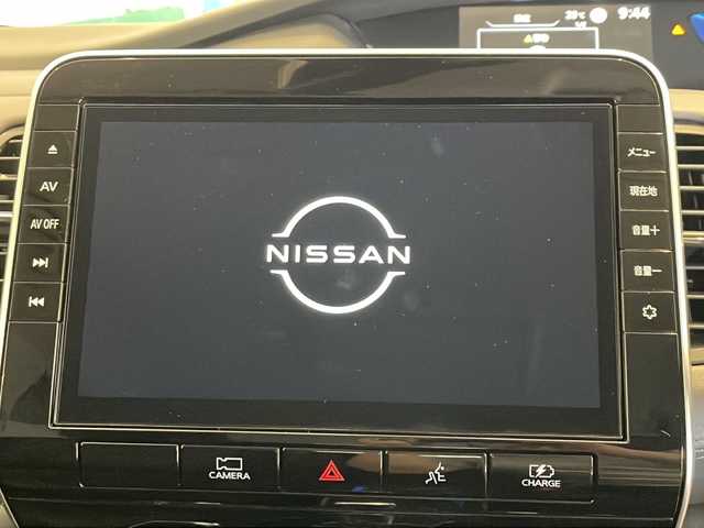 日産 セレナ e－パワー ハイウェイスター V 福井県 2020(令2)年 4.6万km サンライズオレンジ/ダイヤモンドブラック 純正10インチメモリーナビ/フルセグTV/BT/CD/DVD/BL/USB/アラウンドビューモニター/フリップダウンモニター/セーフティアシスト/・プロパイロット/・インテリジェントエマージェンシーブレーキ/・インテリジェントLI(車線逸脱防止支援システム)/・LDW(車線逸脱警報)/・インテリジェントBSI(後側方衝突防止支援システム)/・BSW(後側方車両検知警報)/・RCTA(後退時車両検知警報)/・標識検知機能/コーナーセンサー/インテリジェントルームミラー/ETC/前後ドライブレコーダー/両側パワースライドドア/オートライト/LEDヘッドライト/純正15インチアルミホイール/プッシュスタート/スマートキー