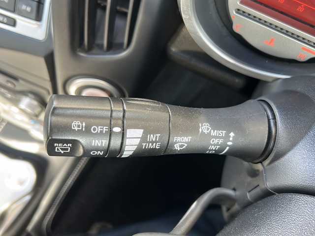 日産 フェアレディ Ｚ 静岡県 2010(平22)年 7.5万km ダイヤモンドブラック 純正ナビ/・（Bluetooth/フルセグTV/AUX/CD/DVD/ラジオ）/主要装備/・バックカメラ/・パドルシフト/・ステアリングリモコン/・HIDヘッドライト/・フォグランプ/・ETC/・サイドカーテンエアバック/・VDC/・マニュアルエアコン/・インテリキー/・オートパワーウィンドウ/・オートライト