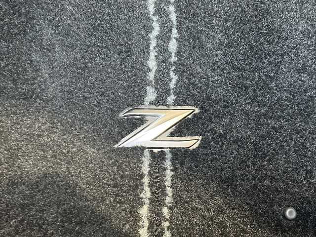 日産 フェアレディ Ｚ 静岡県 2010(平22)年 7.5万km ダイヤモンドブラック 純正ナビ/・（Bluetooth/フルセグTV/AUX/CD/DVD/ラジオ）/主要装備/・バックカメラ/・パドルシフト/・ステアリングリモコン/・HIDヘッドライト/・フォグランプ/・ETC/・サイドカーテンエアバック/・VDC/・マニュアルエアコン/・インテリキー/・オートパワーウィンドウ/・オートライト