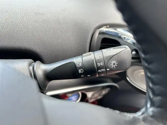 トヨタ プリウス A ツーリングセレクション 福島県 2017(平29)年 7.9万km エモーショナルレッド 純正SDナビ/バックカメラ/AM/FM/TV/BT/前席シートヒーター/レーダークルーズコントロール/プリクラッシュセーフティ/ヘッドアップディスプレイ/パーキングアシスト/レーンキープアシスト/オートハイビーム/LEDオートライト/防眩ミラー/ビルトインETC/純正17インチAW