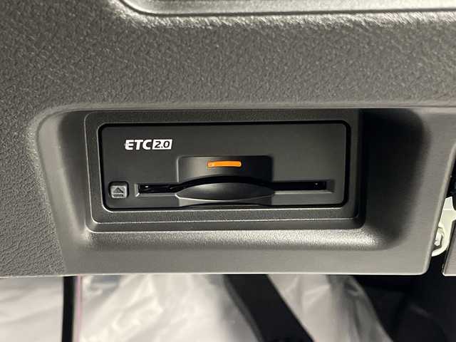 日産 セレナ e－パワー ハイウェイスター V 群馬県 2025(令7)年 0.1千km パールⅡ 登録未使用車　純正１２．３型ナビ　フルセグＴＶ　全周囲カメラ　ワイヤレス充電　アダプティブクルーズコントロール　ブラインドスポットモニター　両側電動スライドドア　デジタルインナーミラー　ＥＴＣ２．０