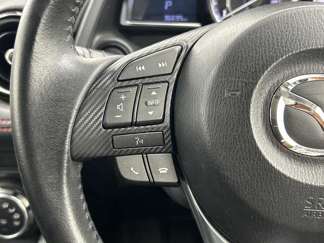 マツダ デミオ XD ツーリング 三重県 2015(平27)年 3.7万km スノーフレイクホワイトパールマイカ /禁煙車//マツダコネクトナビ//バックカメラ//ブラインドスポットモニター//ヘッドアップディスプレイ//クルーズコントロール//ETC//パドルシフト//前後ドライブレコーダー//レーディパーチャーアラート//革巻きステアリング//ステアリングスイッチ//オートライト