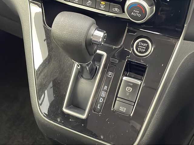 日産 セレナ ハイウェイスター V 新潟県 2020(令2)年 6.3万km アズライトブルー 　ワンオーナー/　純正10インチナビ/　フルセグテレビ/　全方位モニター/　フリップダウンモニター/　アイドリングストップ/　ウィンカーミラー/　クルーズコントロール/　ドアバイザー/　両側パワースライドドア/　ETC/　LEDヘッドライト