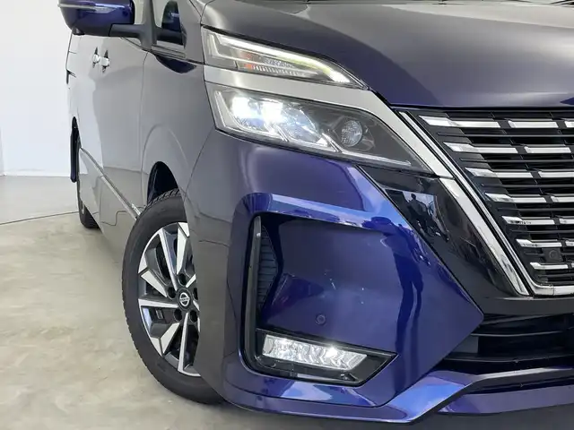 日産 セレナ ハイウェイスター V 新潟県 2020(令2)年 6.3万km アズライトブルー ワンオーナー/純正10インチメモリナビ/　フルセグTV/Bluetooth/CD/DVD/プロパイロット/セーフテパックA/・SRSカーテンエアバッグシステム&サイドエアバッグシステム/・踏み間違い衝突防止アシスト/・インテリジェント パーキングアシスト(駐車支援システム)/・標識検知機能/(進入禁止標識、最高速度標識、一時停止標識)/・インテリジェントアラウンドビューモニター/・インテリジェントDA(ふらつき警報）/・フロント&バックソナー/・ヒーター付ドアミラー/・ステアリングスイッチ/衝突被害軽減ブレーキ/レーンキープアシスト/レーダークルーズコントロール/ブラインドスポットモニター/フリップダウンモニター/両側パワースライドドア/純正ドライブレコーダー/インテリジェントルームミラー/ビルトインETC