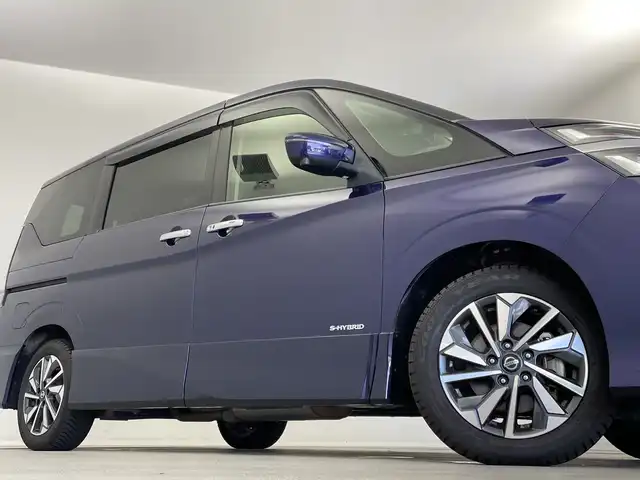 日産 セレナ ハイウェイスター V 新潟県 2020(令2)年 6.3万km アズライトブルー ワンオーナー/純正10インチメモリナビ/　フルセグTV/Bluetooth/CD/DVD/プロパイロット/セーフテパックA/・SRSカーテンエアバッグシステム&サイドエアバッグシステム/・踏み間違い衝突防止アシスト/・インテリジェント パーキングアシスト(駐車支援システム)/・標識検知機能/(進入禁止標識、最高速度標識、一時停止標識)/・インテリジェントアラウンドビューモニター/・インテリジェントDA(ふらつき警報）/・フロント&バックソナー/・ヒーター付ドアミラー/・ステアリングスイッチ/衝突被害軽減ブレーキ/レーンキープアシスト/レーダークルーズコントロール/ブラインドスポットモニター/フリップダウンモニター/両側パワースライドドア/純正ドライブレコーダー/インテリジェントルームミラー/ビルトインETC