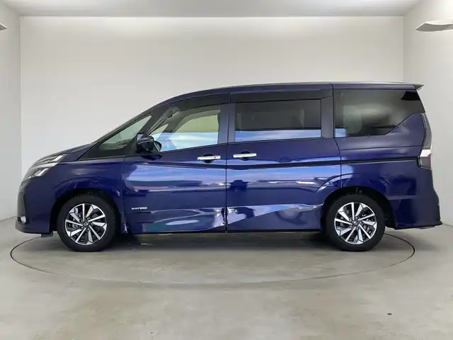 日産 セレナ ハイウェイスター V 新潟県 2020(令2)年 6.3万km アズライトブルー ワンオーナー/純正10インチメモリナビ/　フルセグTV/Bluetooth/CD/DVD/プロパイロット/セーフテパックA/・SRSカーテンエアバッグシステム&サイドエアバッグシステム/・踏み間違い衝突防止アシスト/・インテリジェント パーキングアシスト(駐車支援システム)/・標識検知機能/(進入禁止標識、最高速度標識、一時停止標識)/・インテリジェントアラウンドビューモニター/・インテリジェントDA(ふらつき警報）/・フロント&バックソナー/・ヒーター付ドアミラー/・ステアリングスイッチ/衝突被害軽減ブレーキ/レーンキープアシスト/レーダークルーズコントロール/ブラインドスポットモニター/フリップダウンモニター/両側パワースライドドア/純正ドライブレコーダー/インテリジェントルームミラー/ビルトインETC
