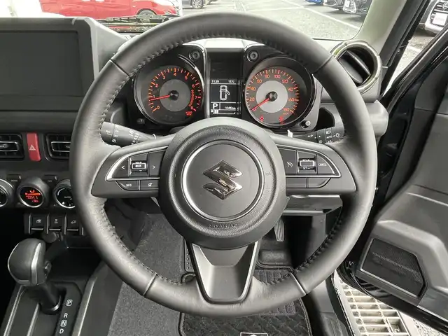 スズキ ジムニー シエラ JC 東京都 2025(令7)年 0.1万km ブルーイッシュブラックパール3 ワンオーナー/4WD/ヒルディセントコントロール/デュアルセンサーブレーキサポート/純正LEDヘッドライト/純正フロアマット/クルーズコントロール/前席シートヒーター/車線逸脱警報機能/パーキングソナー