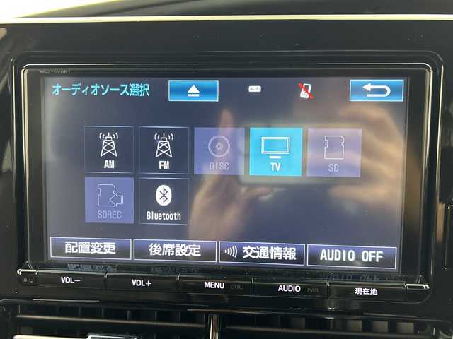 トヨタ エスティマ アエラス プレミアム 三重県 2016(平28)年 1.9万km ホワイトパールクリスタルシャイン /禁煙車//純正ナビ/（ＣＤ．ＤＶＤ．ＳＤ．ＢＴ．フルセグTV）//バックカメラ//12インチフリップダウンモニター//Toyota Safety Sense C//両側パワースライドドア//クルーズコントロール//ドライブレコーダー//ビルトインＥＴＣ２．０//オートハイビーム//ハーフレザーシート//スマートキー