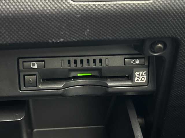 トヨタ エスティマ アエラス プレミアム 三重県 2016(平28)年 1.9万km ホワイトパールクリスタルシャイン /禁煙車//純正ナビ/（ＣＤ．ＤＶＤ．ＳＤ．ＢＴ．フルセグTV）//バックカメラ//12インチフリップダウンモニター//Toyota Safety Sense C//両側パワースライドドア//クルーズコントロール//ドライブレコーダー//ビルトインＥＴＣ２．０//オートハイビーム//ハーフレザーシート//スマートキー