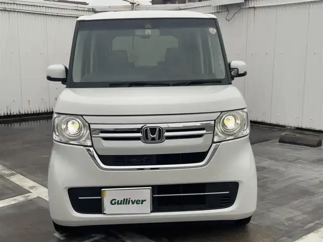 ホンダ Ｎ ＢＯＸ L 広島県 2023(令5)年 4.1万km プラチナホワイトパール ○走行距離：40154km（入庫時）/純正ディスプレイオーディオ（WX-211C）/・Bluetooth/・AM/FM/・ワンセグTV/・CD/Honda SENSING/・衝突軽減ブレーキ（CMBS）/・誤発進抑制機能/・歩行者事故低減ステアリング/・路外逸脱抑制機能/・渋滞追従機能付アダプティブクルーズコントロール（ACC）/・車線維持支援システム（LKAS）/・先行車発進お知らせ機能/・標識認識機能/・後方誤発進抑制機能/・オートハイビーム/バックカメラ/ETC