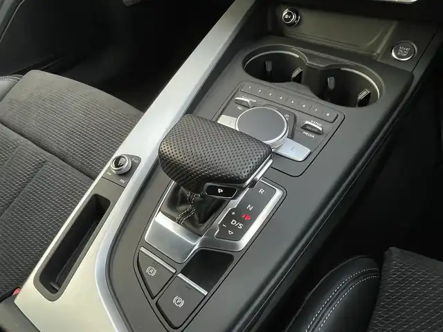 アウディ Ａ５ SB 40TFSIスポーツ 三重県 2020(令2)年 3.9万km グレイシアホワイトメタリック ACC/マトリクスLED/バーチャルコックピット/アシスタンスパッケージ/フロント&リアシートヒーター/サラウンドビューカメラ/純正ナビ/バックカメラ/フルセグTV/サイドアシスト/純正18インチアルミ