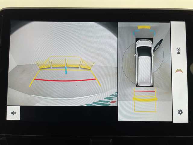 トヨタ ノア ハイブリッド Z 道央・札幌 2022(令4)年 0.4万km ホワイトパールクリスタルシャイン ・４ＷＤ/・純正１０．５インチディスプレイオーディオ＆ナビ＆ＴＶ＆ＢＴ＆ＤＶＤ＆ＣＤ＆ＨＤＭＩ＆ＡｐｐｌｅＣａｒＰｌａｙ＆ＡｎｄｒｏｉｄＡｕｔｏ/・全方向カメラ/・ＴＳＳ/・アダプティブクルーズコントロール/・横滑り防止装置/・レーンキープアシスト/・パーキングアシスト/・両側パワースライドドア/・パワーバックドア/・ハーフレザーシート/・前席シートヒーター/・オートライト/・オートマチックハイビーム/・ＬＥＤヘッドライト＆フォグ/・ステアリングヒーター/・ドアミラーヒーター/・電動パーキングブレーキ/・ブレーキホールド/・社外前後ドライブレコーダー/・純正ビルトインＥＴＣ