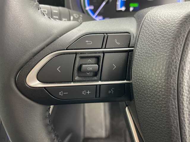 トヨタ ノア ハイブリッド Z 道央・札幌 2022(令4)年 0.4万km ホワイトパールクリスタルシャイン ・４ＷＤ/・純正１０．５インチディスプレイオーディオ＆ナビ＆ＴＶ＆ＢＴ＆ＤＶＤ＆ＣＤ＆ＨＤＭＩ＆ＡｐｐｌｅＣａｒＰｌａｙ＆ＡｎｄｒｏｉｄＡｕｔｏ/・全方向カメラ/・ＴＳＳ/・アダプティブクルーズコントロール/・横滑り防止装置/・レーンキープアシスト/・パーキングアシスト/・両側パワースライドドア/・パワーバックドア/・ハーフレザーシート/・前席シートヒーター/・オートライト/・オートマチックハイビーム/・ＬＥＤヘッドライト＆フォグ/・ステアリングヒーター/・ドアミラーヒーター/・電動パーキングブレーキ/・ブレーキホールド/・社外前後ドライブレコーダー/・純正ビルトインＥＴＣ