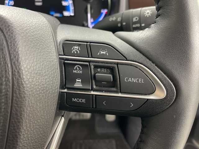 トヨタ ノア ハイブリッド Z 道央・札幌 2022(令4)年 0.4万km ホワイトパールクリスタルシャイン ・４ＷＤ/・純正１０．５インチディスプレイオーディオ＆ナビ＆ＴＶ＆ＢＴ＆ＤＶＤ＆ＣＤ＆ＨＤＭＩ＆ＡｐｐｌｅＣａｒＰｌａｙ＆ＡｎｄｒｏｉｄＡｕｔｏ/・全方向カメラ/・ＴＳＳ/・アダプティブクルーズコントロール/・横滑り防止装置/・レーンキープアシスト/・パーキングアシスト/・両側パワースライドドア/・パワーバックドア/・ハーフレザーシート/・前席シートヒーター/・オートライト/・オートマチックハイビーム/・ＬＥＤヘッドライト＆フォグ/・ステアリングヒーター/・ドアミラーヒーター/・電動パーキングブレーキ/・ブレーキホールド/・社外前後ドライブレコーダー/・純正ビルトインＥＴＣ