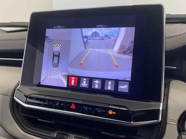 クライスラー・ジープ ジープ コンパス リミテッド 岐阜県 2021(令3)年 1.2万km パール オーディオナビゲーションシステム/　フルセグTV Bluetooth USB/　AppleCarPlay　Android Auto/アダプティブ クルーズ コントロール STOP GO機能付/LaneSense 車線逸脱警報プラス/前面衝突警報 クラッシュミティゲーション付/ブラインドスポットモニター リアクロスパスディテクション/ParkSenseフロント リアパークアシスト/ParkSense縦列 並列パークアシスト/Parkview リアバックアップカメラ/サラウンドビューカメラ/パワーバックドア/ブラックルーフレール