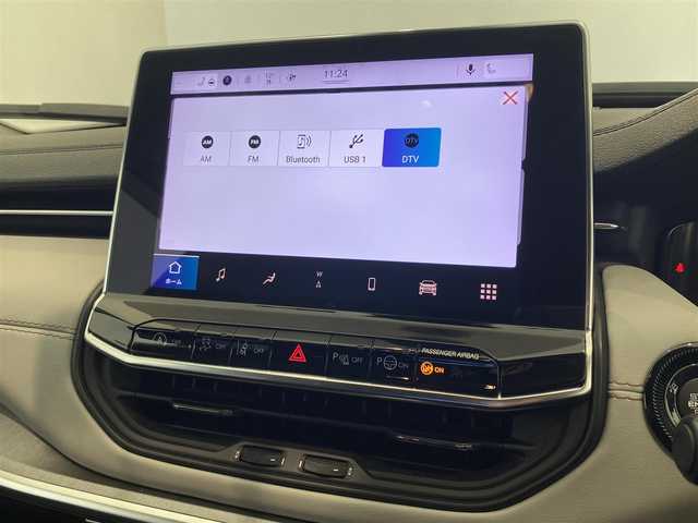 クライスラー・ジープ ジープ コンパス リミテッド 岐阜県 2021(令3)年 1.2万km パール オーディオナビゲーションシステム/　フルセグTV Bluetooth USB/　AppleCarPlay　Android Auto/アダプティブ クルーズ コントロール STOP GO機能付/LaneSense 車線逸脱警報プラス/前面衝突警報 クラッシュミティゲーション付/ブラインドスポットモニター リアクロスパスディテクション/ParkSenseフロント リアパークアシスト/ParkSense縦列 並列パークアシスト/Parkview リアバックアップカメラ/サラウンドビューカメラ/パワーバックドア/ブラックルーフレール