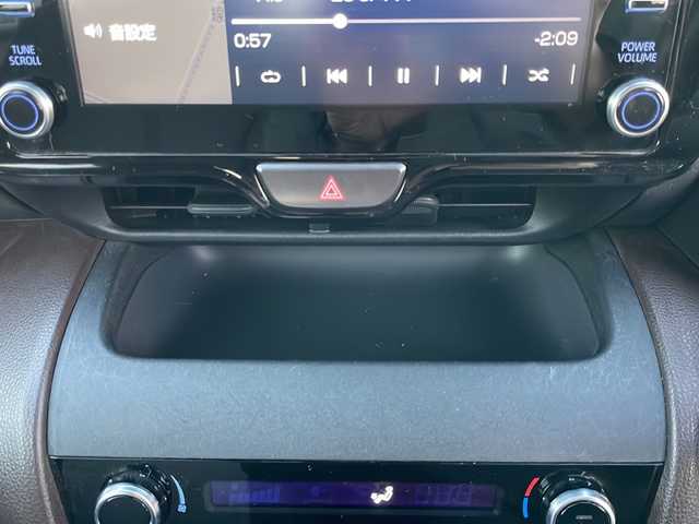 トヨタ ヤリスクロス ハイブリッド Z 岩手県 2020(令2)年 8.6万km ホワイトパールクリスタルシャイン 8型ナビ 全周囲C アドバンスドP ドラレコ シートヒーター ハーフレザーシート ビルドインETC2.0 レーダークルーズ ステアヒーター BSM 純正18インチAW ヒーター付ドアミラー オートLEDライト ダウンヒルアシスト