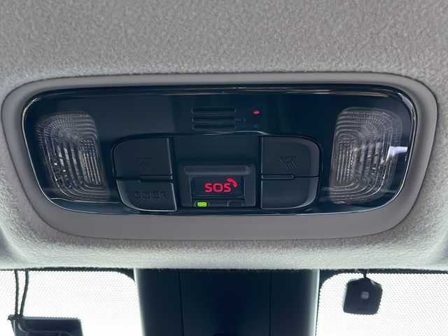 トヨタ ヤリスクロス ハイブリッド Z 岩手県 2020(令2)年 8.6万km ホワイトパールクリスタルシャイン 8型ナビ 全周囲C アドバンスドP ドラレコ シートヒーター ハーフレザーシート ビルドインETC2.0 レーダークルーズ ステアヒーター BSM 純正18インチAW ヒーター付ドアミラー オートLEDライト ダウンヒルアシスト