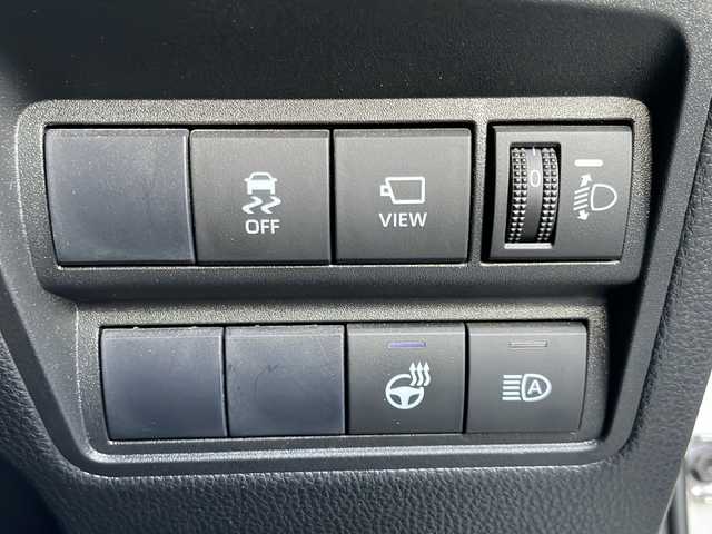 トヨタ ヤリスクロス ハイブリッド Z 岩手県 2020(令2)年 8.6万km ホワイトパールクリスタルシャイン 8型ナビ 全周囲C アドバンスドP ドラレコ シートヒーター ハーフレザーシート ビルドインETC2.0 レーダークルーズ ステアヒーター BSM 純正18インチAW ヒーター付ドアミラー オートLEDライト ダウンヒルアシスト