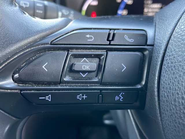 トヨタ ヤリスクロス ハイブリッド Z 岩手県 2020(令2)年 8.6万km ホワイトパールクリスタルシャイン 8型ナビ 全周囲C アドバンスドP ドラレコ シートヒーター ハーフレザーシート ビルドインETC2.0 レーダークルーズ ステアヒーター BSM 純正18インチAW ヒーター付ドアミラー オートLEDライト ダウンヒルアシスト