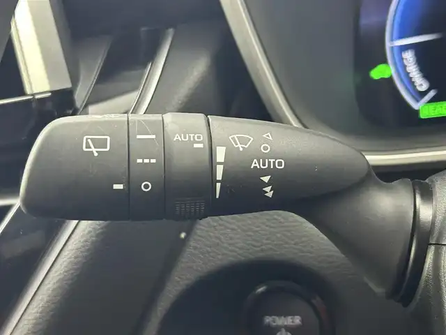 トヨタ カローラ クロス ハイブリッド Z 奈良県 2025(令7)年 1万km プラチナホワイトパールマイカ ・トヨタセーフティセンス/・プリクラッシュセーフティー/・レーンディーパーチャーアラート/・レーダークルーズコントロール/・レーンキープアシスト/・オートマチックハイビーム/・ロードサインアシスト/・先行車発進告知機能/寒冷地仕様/純正ディスプレイオーディオ１０．５インチ/・フルセグTV/Bluetooth/applecarplay//androidauto/miracast/HDMI /バックカメラ　/パワーシート/・ハーフレザーシート/・シートヒーター/ステアリングヒーター/電動リアゲート/SOSコール/純正フロアマット/LEDヘッドライト/・レベライザー有