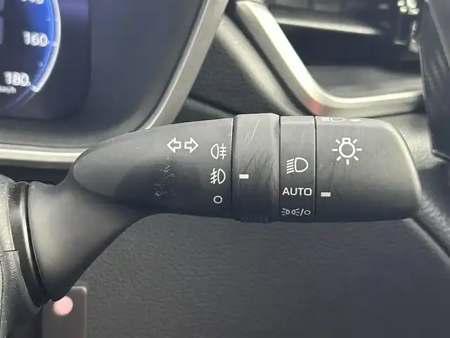 トヨタ カローラ クロス ハイブリッド Z 奈良県 2025(令7)年 1万km プラチナホワイトパールマイカ ・トヨタセーフティセンス/・プリクラッシュセーフティー/・レーンディーパーチャーアラート/・レーダークルーズコントロール/・レーンキープアシスト/・オートマチックハイビーム/・ロードサインアシスト/・先行車発進告知機能/寒冷地仕様/純正ディスプレイオーディオ１０．５インチ/・フルセグTV/Bluetooth/applecarplay//androidauto/miracast/HDMI /バックカメラ　/パワーシート/・ハーフレザーシート/・シートヒーター/ステアリングヒーター/電動リアゲート/SOSコール/純正フロアマット/LEDヘッドライト/・レベライザー有