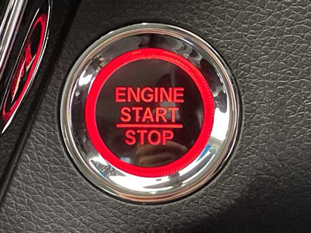 ホンダ ヴェゼル X ホンダセンシング 栃木県 2020(令2)年 4.1万km クリスタルブラックパール 純正ナビ/(CD/Bluetooth)/バックカメラ/ホンダセンシング/レーダークルーズコントロール/車線逸脱装置/ビルトインETC/前後ドライブレコーダー/自動防眩ミラー/オートエアコン/LEDヘッドライト/本革ステアリング/ステアリングスイッチ/純正アルミホイール/純正フロアマット