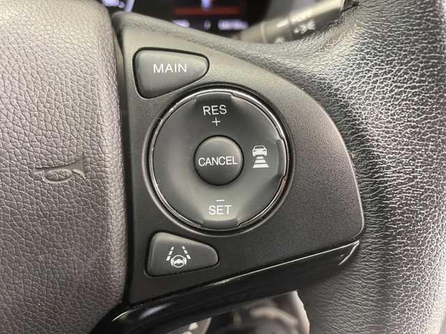 ホンダ ヴェゼル X ホンダセンシング 栃木県 2020(令2)年 4.1万km クリスタルブラックパール 純正ナビ/(CD/Bluetooth)/バックカメラ/ホンダセンシング/レーダークルーズコントロール/車線逸脱装置/ビルトインETC/前後ドライブレコーダー/自動防眩ミラー/オートエアコン/LEDヘッドライト/本革ステアリング/ステアリングスイッチ/純正アルミホイール/純正フロアマット