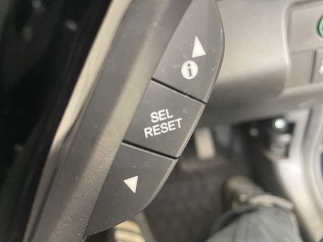 ホンダ ヴェゼル X ホンダセンシング 栃木県 2020(令2)年 4.1万km クリスタルブラックパール 純正ナビ/(CD/Bluetooth)/バックカメラ/ホンダセンシング/レーダークルーズコントロール/車線逸脱装置/ビルトインETC/前後ドライブレコーダー/自動防眩ミラー/オートエアコン/LEDヘッドライト/本革ステアリング/ステアリングスイッチ/純正アルミホイール/純正フロアマット