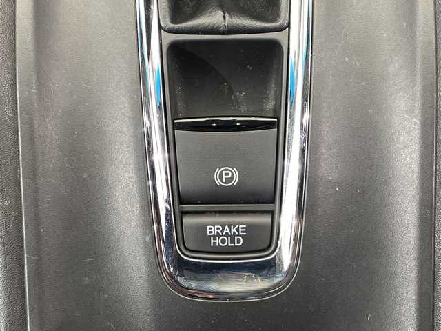 ホンダ ヴェゼル X ホンダセンシング 栃木県 2020(令2)年 4.1万km クリスタルブラックパール 純正ナビ/(CD/Bluetooth)/バックカメラ/ホンダセンシング/レーダークルーズコントロール/車線逸脱装置/ビルトインETC/前後ドライブレコーダー/自動防眩ミラー/オートエアコン/LEDヘッドライト/本革ステアリング/ステアリングスイッチ/純正アルミホイール/純正フロアマット