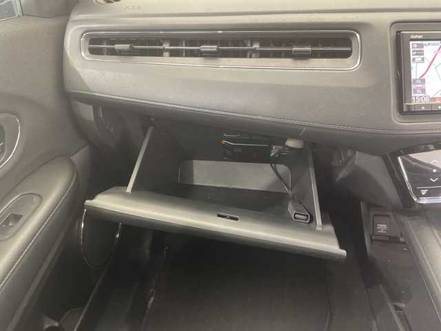 ホンダ ヴェゼル X ホンダセンシング 栃木県 2020(令2)年 4.1万km クリスタルブラックパール 純正ナビ/(CD/Bluetooth)/バックカメラ/ホンダセンシング/レーダークルーズコントロール/車線逸脱装置/ビルトインETC/前後ドライブレコーダー/自動防眩ミラー/オートエアコン/LEDヘッドライト/本革ステアリング/ステアリングスイッチ/純正アルミホイール/純正フロアマット