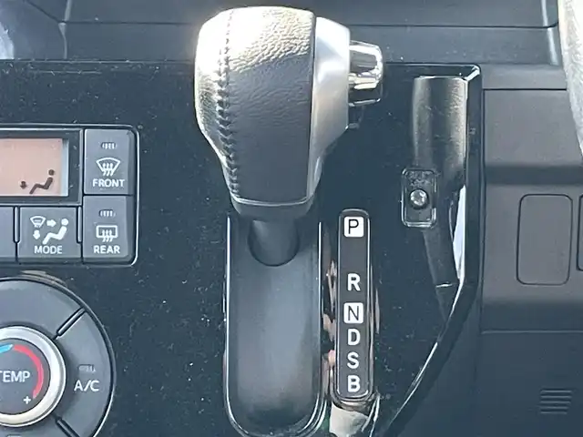 ダイハツ ウェイク G ターボ リミテッド SAⅢ 岡山県 2020(令2)年 2.5万km タングステングレーM 登録時走行距離24333km/純正ナビ/フルセグTV(AM.FM.CD.DVD.TV.BT)/両側パワースライドドア/全方位カメラ/ETC/前後ドライブレコーダー/クリアランスソナー/衝突軽減ブレーキ/横滑り防止装置/車線逸脱警報（レーンキープアシスト）/オートライト/オートマチックハイビーム/アイドリングストップ/15インチ純正AW/フロアマット/スペアキー/保証書/取扱説明書